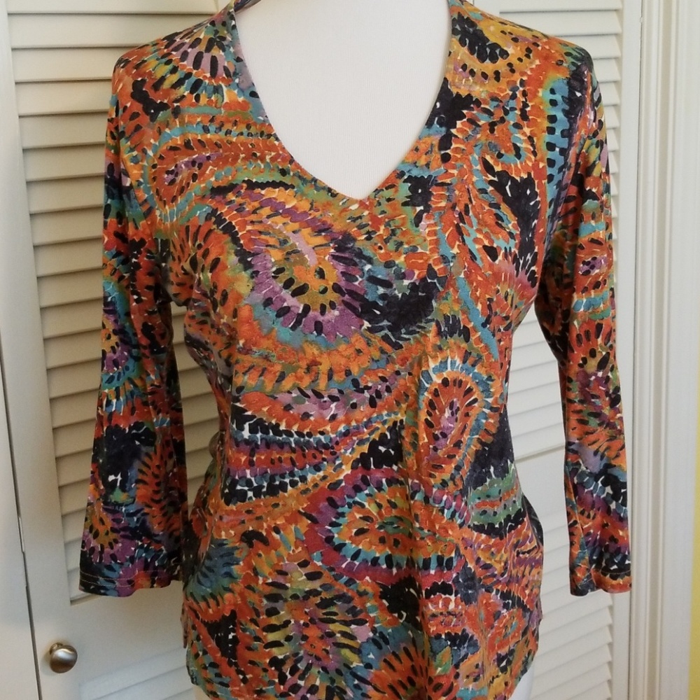 Mid sleeve top. Size medium